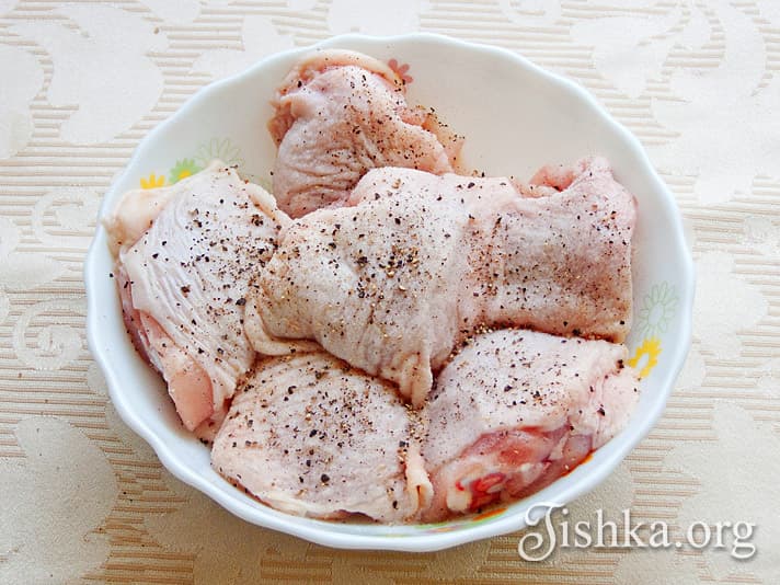 Жареная курица с овощами на сковороде: рецепт с фото пошагово